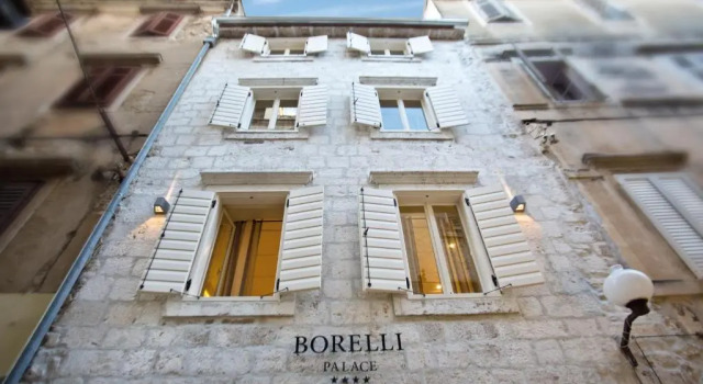 Borelli Palace & Borelli Blue, Забронировать Апартаменты/квартира Отели Задар с парковкой, рядом с Old Port of Foša, Парковка
