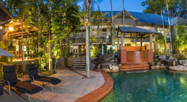 Люкс Paradise On The Beach Resort