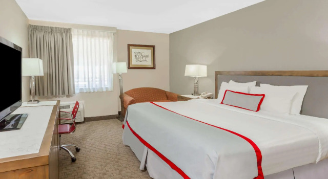 Двухместный номер Business Ramada Plaza by Wyndham Garden Grove/Anaheim South