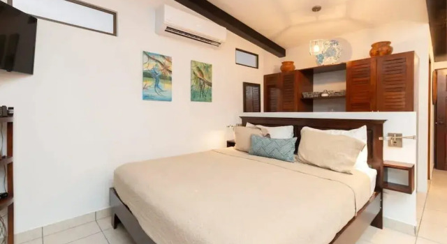 Modern Studio Apartment with Covered Balcony, Full Kitchen, and Stunning Ocean Views, Rezerwuj Apartament Hotele w Guanacaste z parkingiem, Parking
