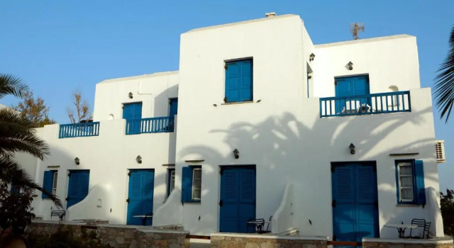 Paraporti, Prenota Hotel Chora Folegandros 