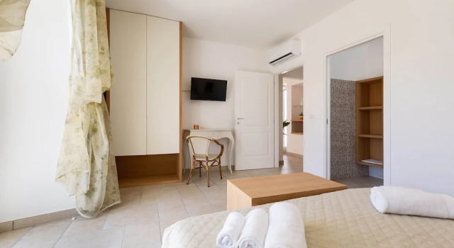 1912 B&B I Tarocchi - Camera Matrimoniale L`imperatrice, Buchen Sie Bed & Breakfast Hotels in Nardò mit Pool, Schwimmbad