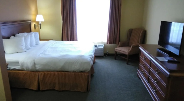 1 soveværelse i dobbelt suite Baymont by Wyndham Clinton