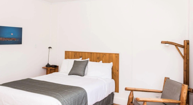 Au Pic de l'Aurore Motel-Chalets, Reservar Chalé Perce Gaspé Peninsula