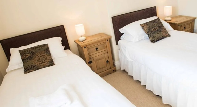 Plough Inn, Buchen Sie Hotel Hotels in Schottland mit Parkplatz, Parkplätze