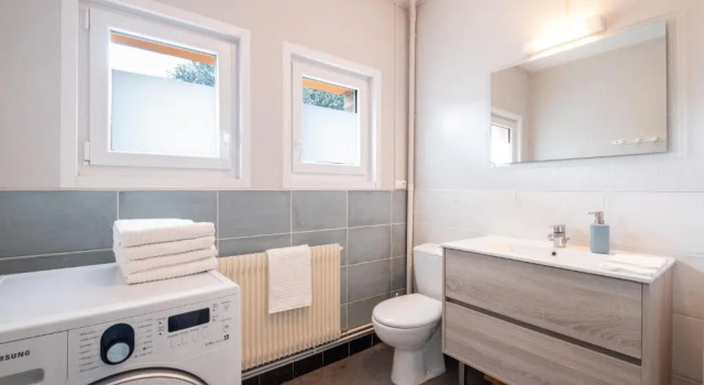 Апартаменты Appartement La Rafale - accès privé plage - jardin - arrivée autonome