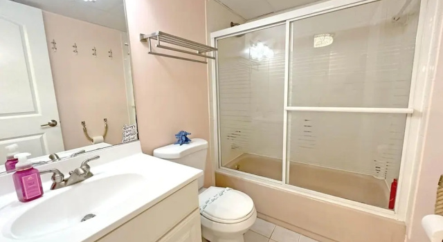 Номер Standard The Chateau 101b 2 Bedroom Condo by RedAwning