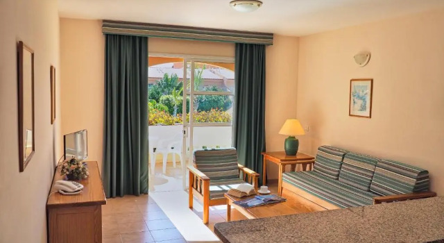 Апартаменты c 1 комнатой Apartamentos Jardín del Conde