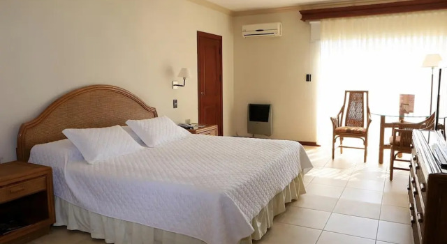 Двухместный номер Standard с балконом Hotel Los Parrales