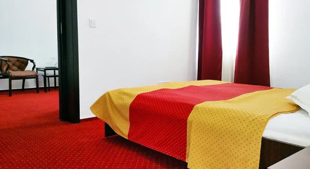 Teilor, Rezerwuj Hotel Călimăneşti 