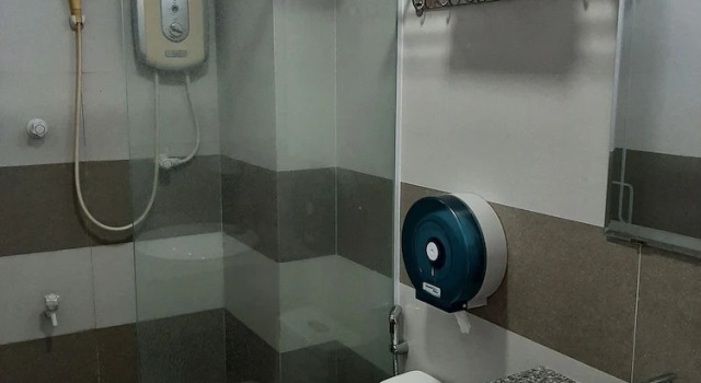 Кровать в общем номере Anh Vy Hotel