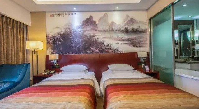 Long You West Lake Hillview International Hotel, Book Hotel Hoteller i Quzhou med pool, Swimmingpool