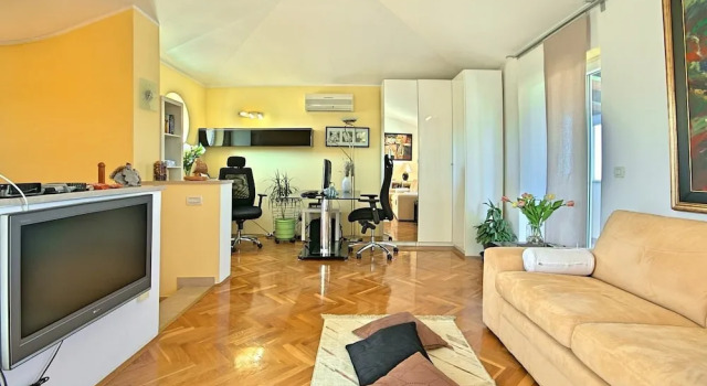 Villa Rossana, Đặt Biệt thự Nhà tranh ở Perci, Nhà tranh
