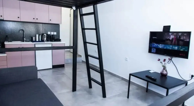 Студия Homey studio in Athens Downtown -3