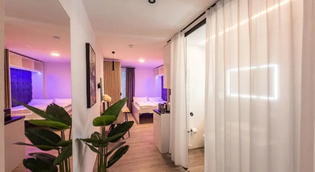Студия Classic CREST - Riverside Lofts & Studios