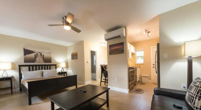 Студия Hainsley Apartments at 1115