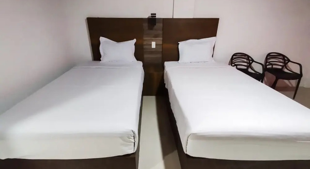 Girik Brekit Mitra RedDoorz, Rezerwuj Hotel Berastagi Sumatra
