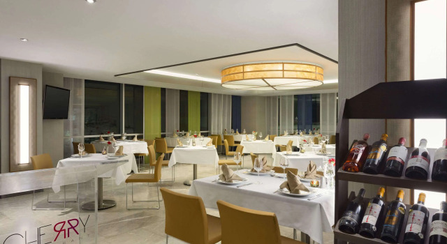 Ramada Hotel & Suites by Wyndham Izmir Kemalpasa