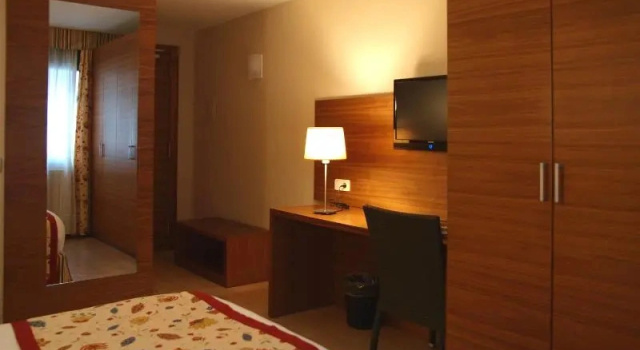 Двухместный номер Standard с балконом Hotel Guillem & Spa