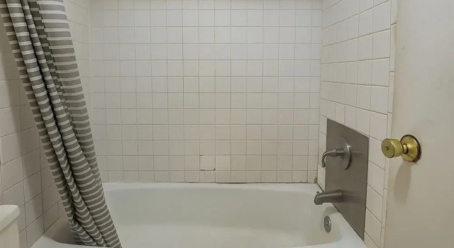 Четырёхместный номер Standard Capital O Pleasant Motel Grand Rapids MI