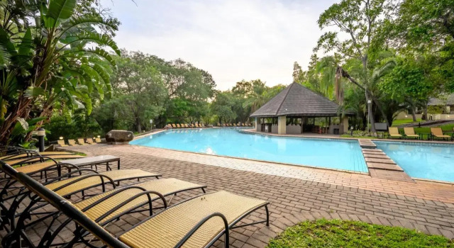 First Group Sanbonani Resort, Забронировать Курортный отель Курортные отели Хейзивью, Курортный отель