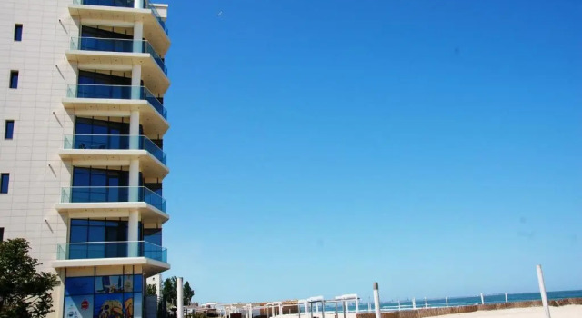 Riviera Residence Apartments, Varaa Huoneisto Hotellit Mamaia-Sat pysäköinnillä, Pysäköinti