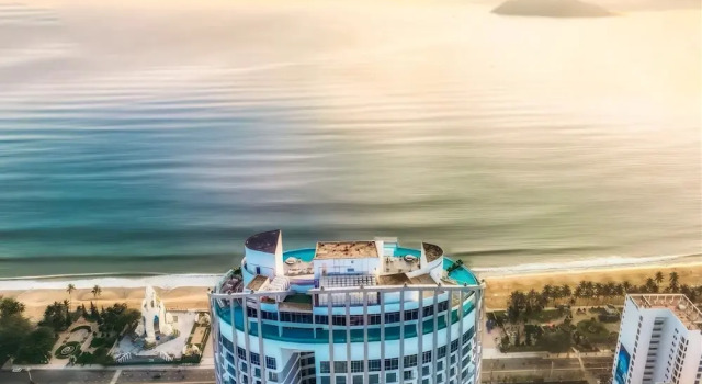 LYN Premier Studio Panorama Nha Trang, Rezervovat Hotel Hotely v Khanh Hoa s bazénem, Bazén