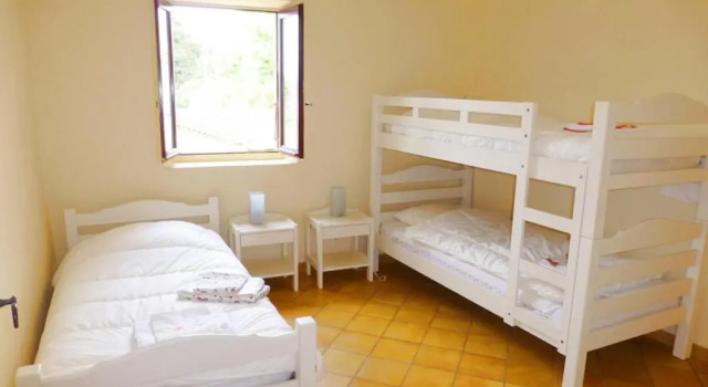 Gîtes du Domaine des Dames, Prenota Hotel Hotel a Alvernia con parcheggio, Parcheggio