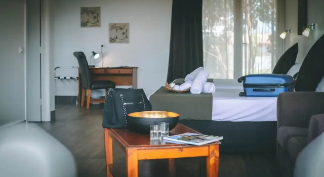 Четырёхместный коттедж с балконом Darwin Resort