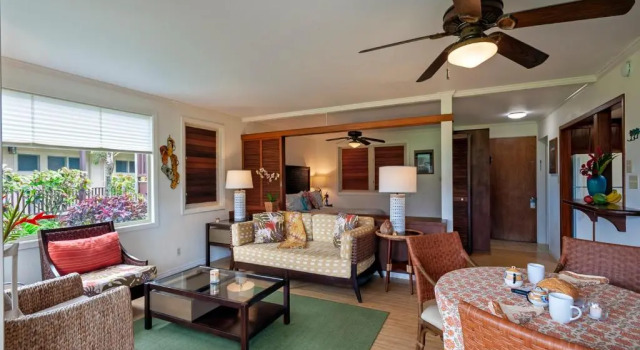 Hanalei Colony Resort E1: intimate beachfront resort in Haena, steps to sand!