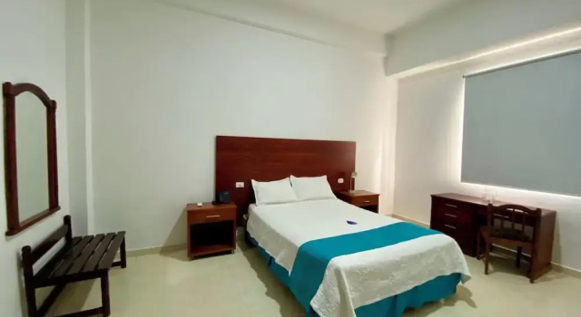 Номер Standard с балконом Hotel Dorado Plaza Centro Histórico