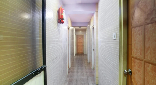 SPOT ON 76201 Hotel Saim Palace