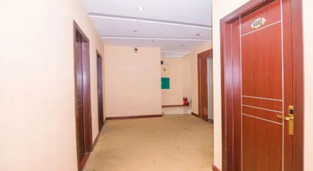 Yuheng Business Hotel (Baise Urban And Rural Road)