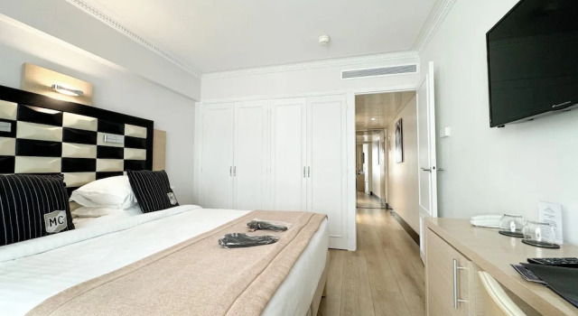 Номер Comfort Hôtel Victoria
