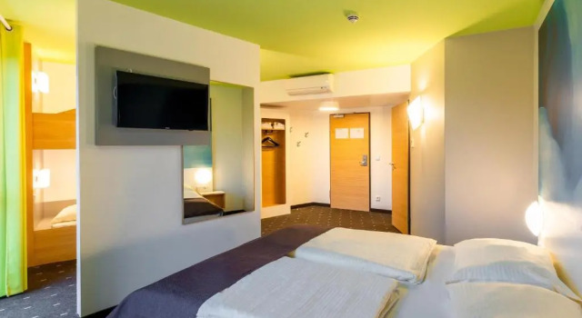 Номер семейный B&B Hotel Krefeld-City
