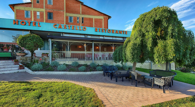 Hotel Castello, Book Hotel Hoteller i Val di Merse med pool, Swimmingpool