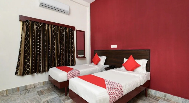 OYO 18993 Hotel Jyoti Swaroopa
