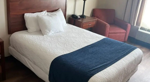 Двухместный номер Standard Cardinal Inn & Event Center