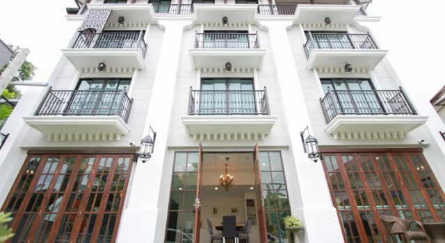 Rimwiang, Забронировать Отель Отели Чиангмай с парковкой, рядом с Chiangmai Ram Hospital, Парковка