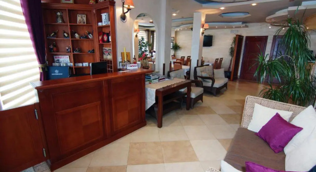 Guesthouse Villa Gaga, Book Villa Sommerhuse i Budva, Hytte