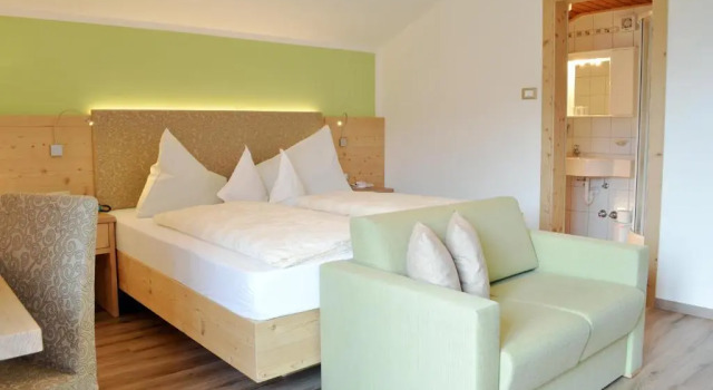 Двухместный номер Comfort с видом на горы Hotel Karin