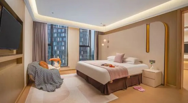 Люкс с 2 комнатами с видом на улицу Manju Hotel (Zhuji Wanfeng Xintiandi Yongli Plaza)