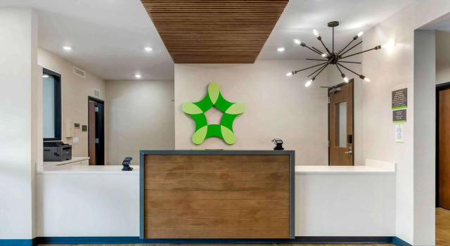 Extended Stay America Suites - Atlanta - Mcdonough, Boek Hotel Hotels in Georgia met parkeren, Parkeren