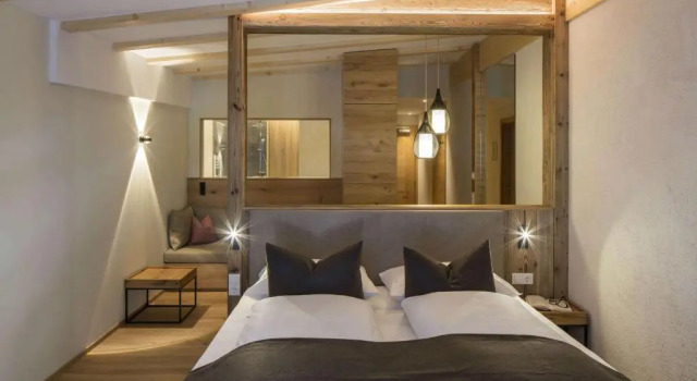 Номер Comfort Falkensteiner Hotel Falkensteinerhof l 4 Star Superior