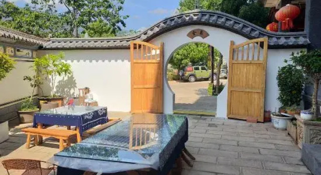 Wuxinming Homestay, Prenota Hotel Hotel a Dali con parcheggio, Parcheggio