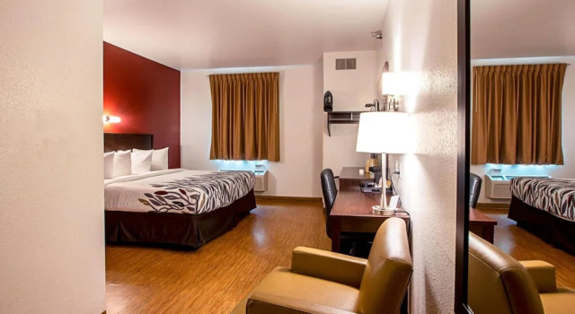 Motel 6 Traverse City, Book Motel Traverse City Michigan