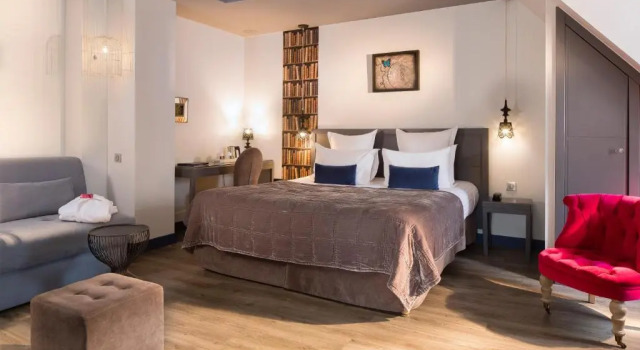 Полулюкс Hotel Mademoiselle