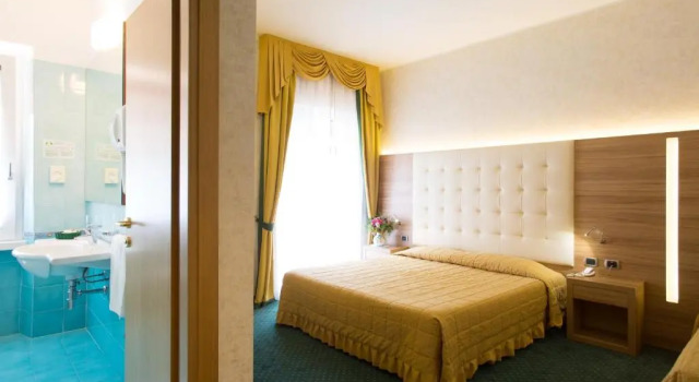Номер Comfort Hotel Capri