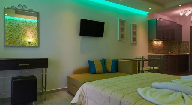 Студия Grey House Apartments