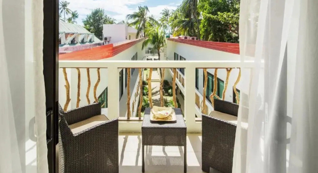 Одноместный полулюкс с видом на сад Villa Caemilla Beach Boutique Hotel
